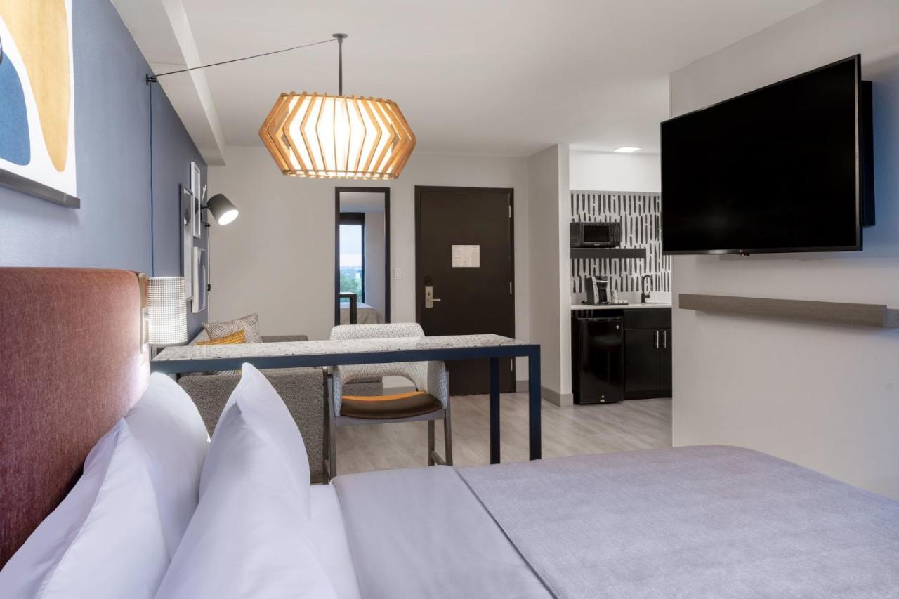 Atwell Suites Austin Airport By Ihg Zewnętrze zdjęcie