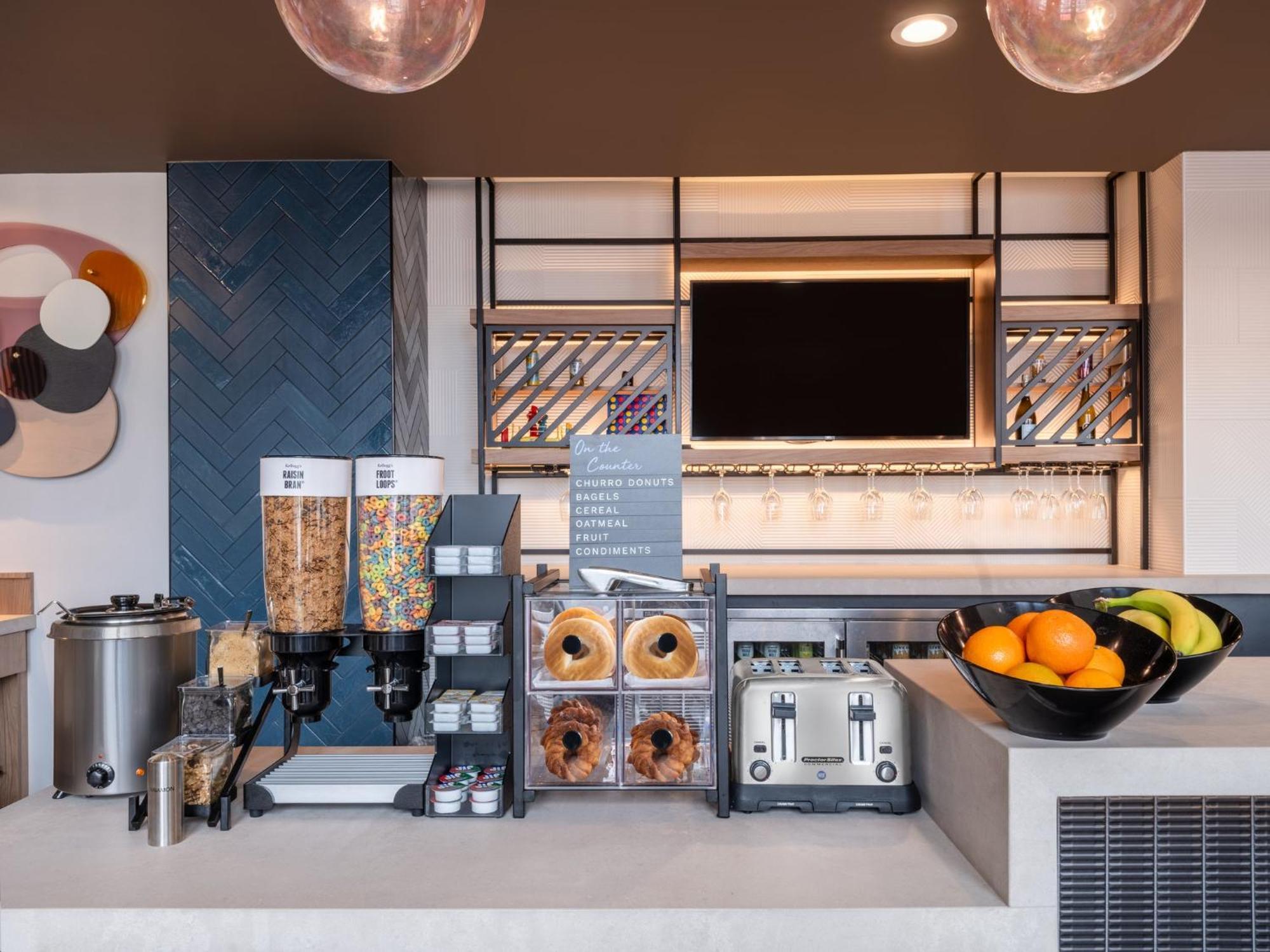 Atwell Suites Austin Airport By Ihg Zewnętrze zdjęcie