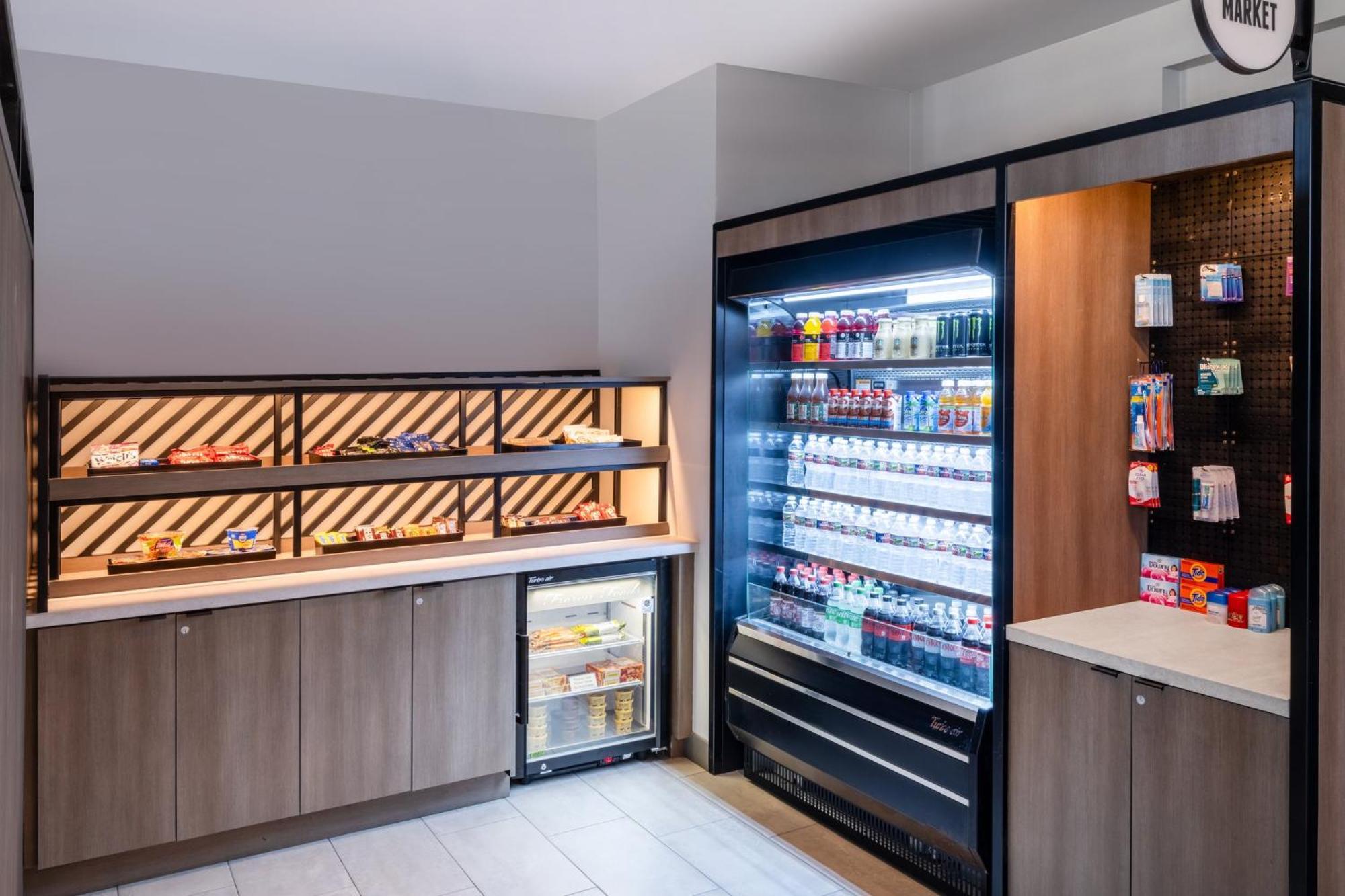 Atwell Suites Austin Airport By Ihg Zewnętrze zdjęcie