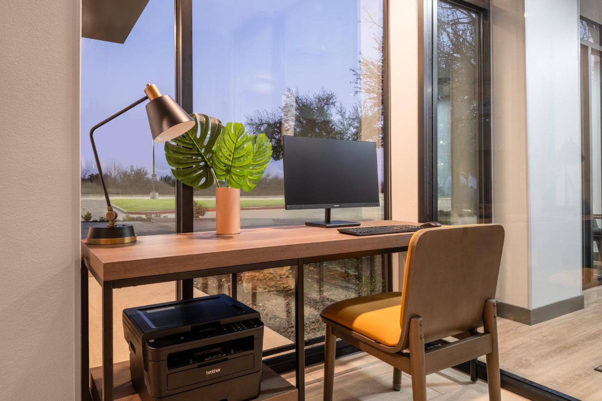 Atwell Suites Austin Airport By Ihg Zewnętrze zdjęcie